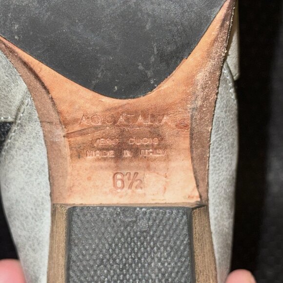 Aquatalia Farrah Gray Leather Side Stretch Zip Ankle Booties Women’s Size 6.5 - Picture 8 of 9